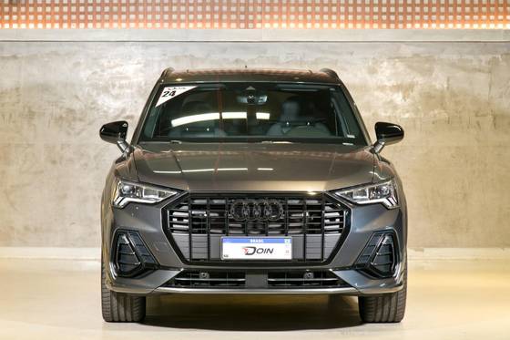 AUDI Q3 2.0 40 TFSI GASOLINA PERFORMANCE BLACK QUATTRO TIPTRONIC AUDI Q3 2.0 40 TFSI GASOLINA PERFORMANCE BLACK QUATTRO TIPTRONIC